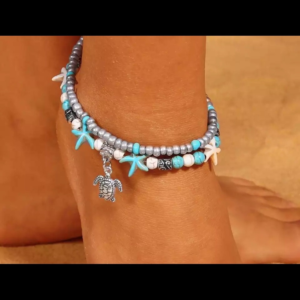 Whale tail anklet